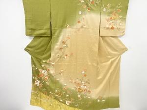 金彩雪輪に草花模様刺繍一つ紋訪問着